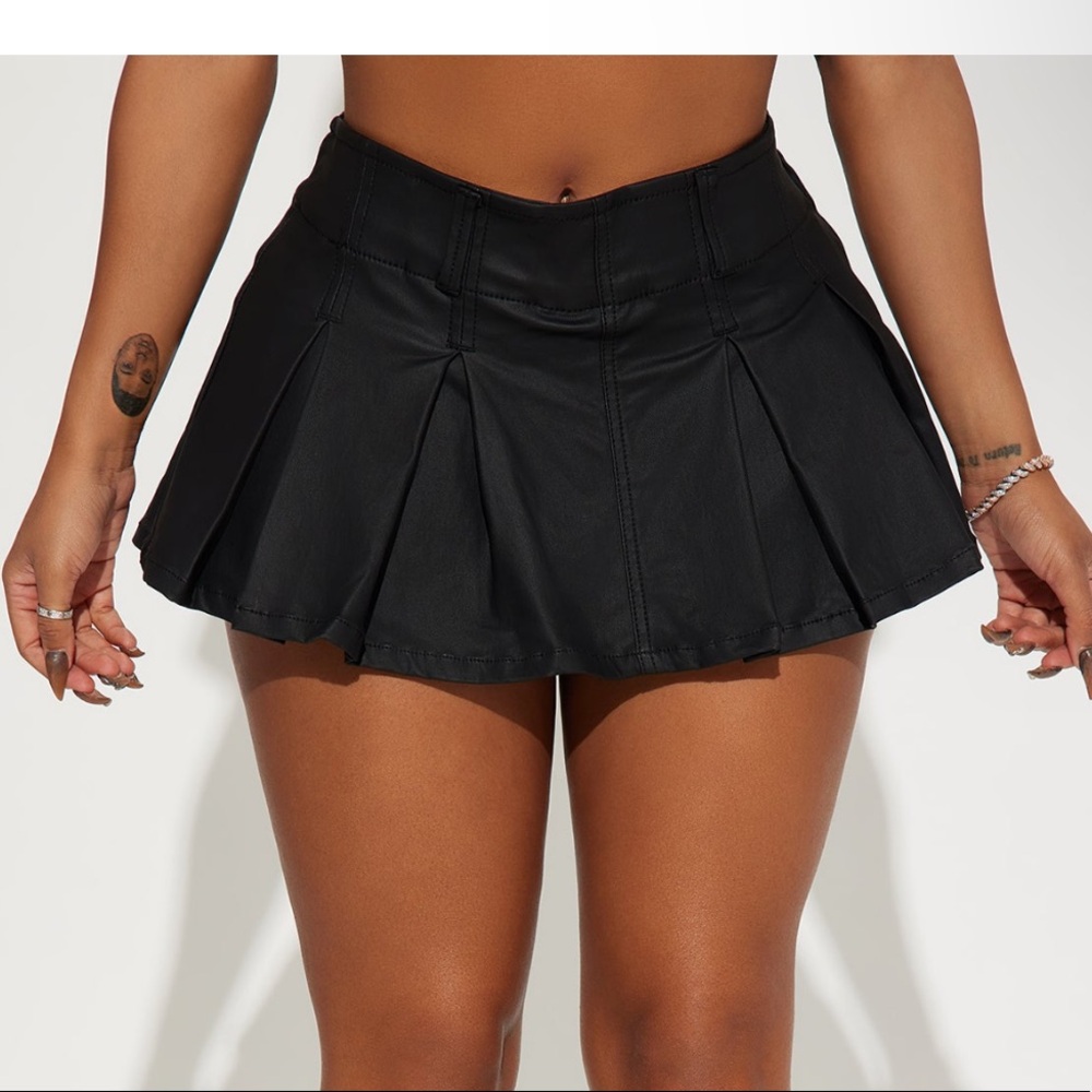Micro mini pleated skort